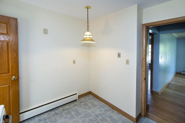 127 Fox Dale ROAD, Glendale, WI 53217
