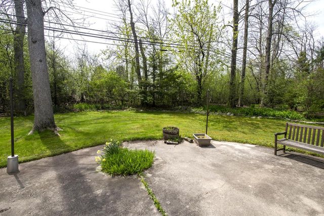 127 Fox Dale ROAD, Glendale, WI 53217
