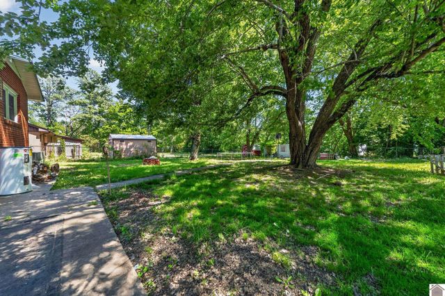 1605 Belmont Drive, Murray, KY 42071