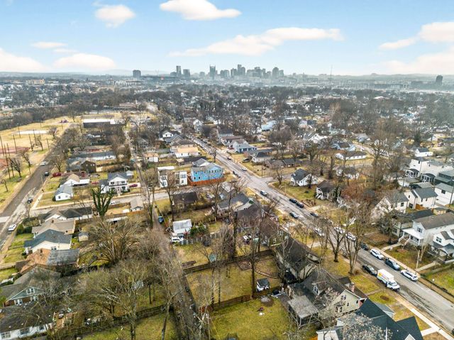 1109 N 6th St, Nashville, TN 37207