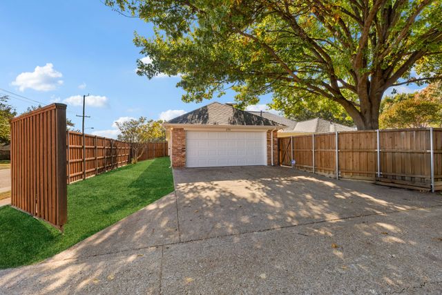 2701 Loch Haven Drive, Plano, TX 75023