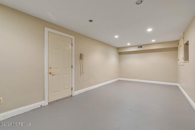 48 Ravine Drive, Matawan, NJ 07747