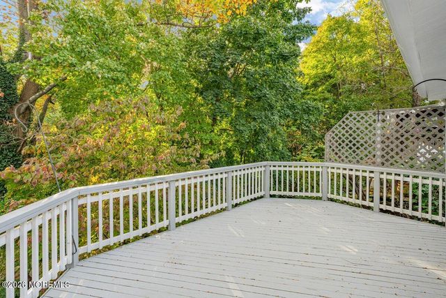 48 Ravine Drive, Matawan, NJ 07747