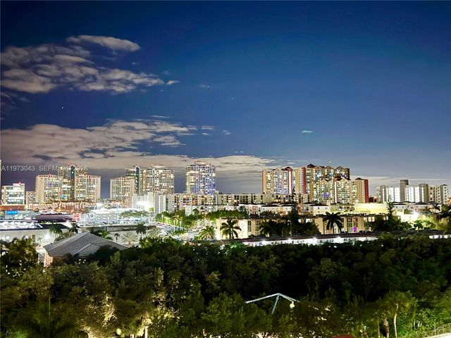 210 174th St 907, Sunny Isles Beach, FL 33160