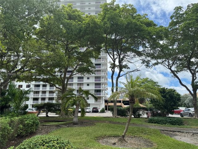 210 174th St 907, Sunny Isles Beach, FL 33160