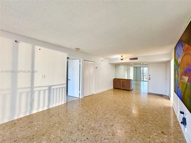 210 174th St 907, Sunny Isles Beach, FL 33160