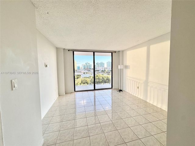 210 174th St 907, Sunny Isles Beach, FL 33160