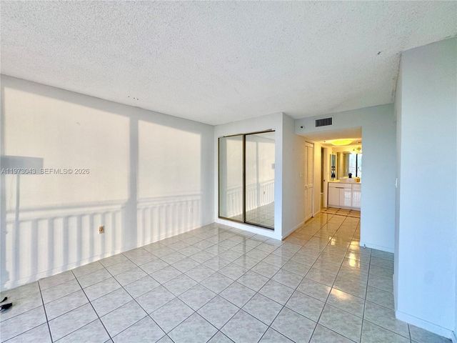 210 174th St 907, Sunny Isles Beach, FL 33160