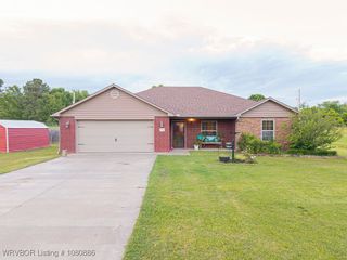 1917 Fisher Road, Muldrow, OK 74948