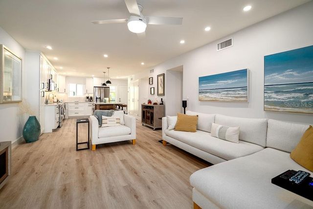 1801 GULF DRIVE N 276, Bradenton Beach, FL 34217