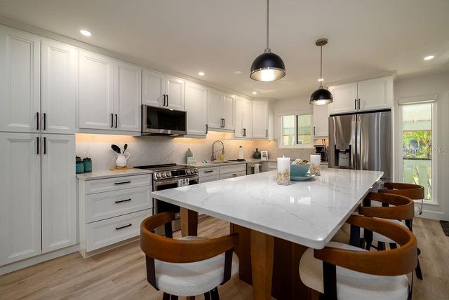 1801 GULF DRIVE N 276, Bradenton Beach, FL 34217