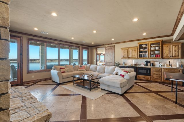 30400 S Highway 125 2, Afton, OK 74331