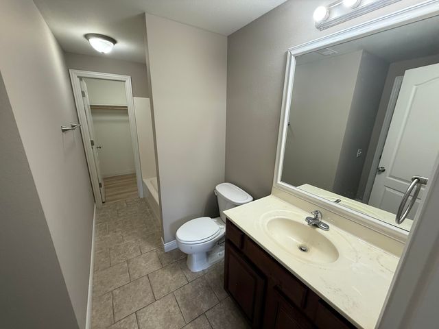 7461 ARRATT CT, Columbia, MO 65202