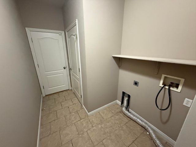 7461 ARRATT CT, Columbia, MO 65202