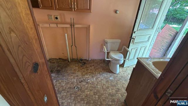 1581 Sussex Turnpike, Randolph Township, NJ 07869