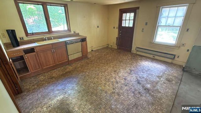 1581 Sussex Turnpike, Randolph Township, NJ 07869