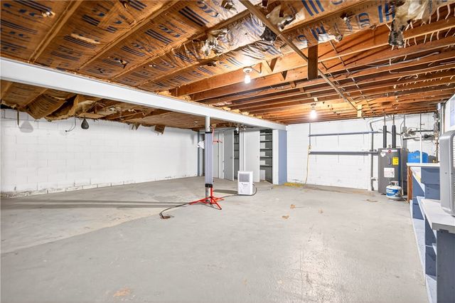 216-220-222 Kopper Kettle Road, South Strabane, PA 15301