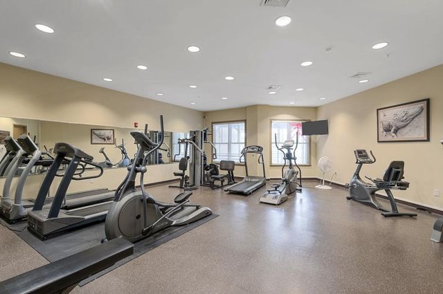 200 River Landing B 403, Charleston, SC 29492