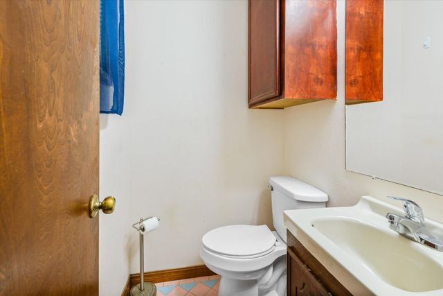 213 Highland Drive, Hitchcock, TX 77563
