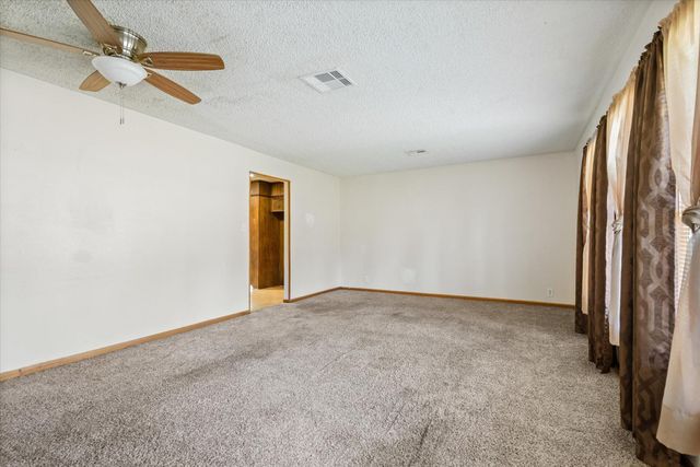 213 Highland Drive, Hitchcock, TX 77563