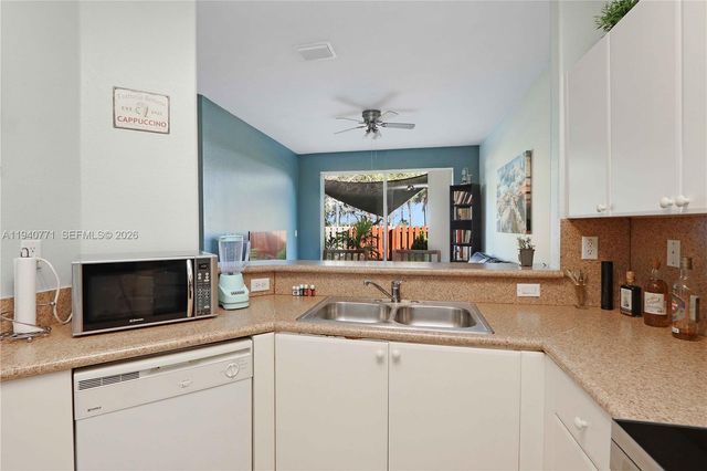 14973 SW 8th Ter, Miami, FL 33194