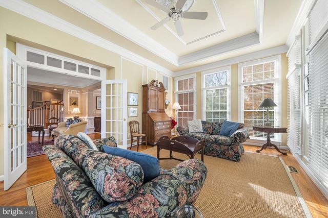 10121 RATCLIFFE MANOR DR, Fairfax, VA 22030