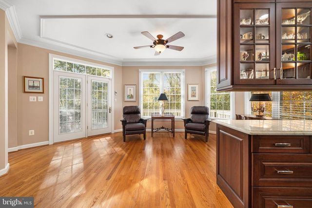 10121 RATCLIFFE MANOR DR, Fairfax, VA 22030