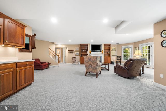 10121 RATCLIFFE MANOR DR, Fairfax, VA 22030