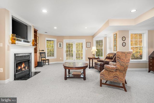 10121 RATCLIFFE MANOR DR, Fairfax, VA 22030