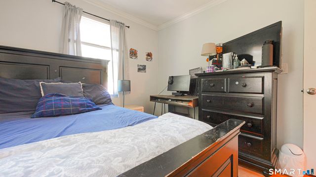 27 Powder Horn Hill, Brookfield, CT 06804
