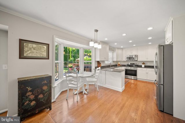 8190 LONE OAK CT, Manassas, VA 20111