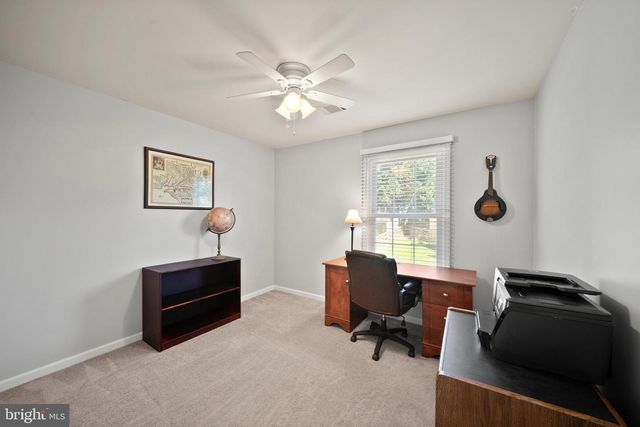 8190 LONE OAK CT, Manassas, VA 20111