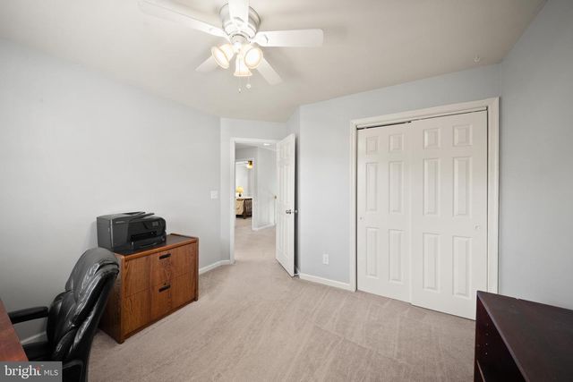 8190 LONE OAK CT, Manassas, VA 20111