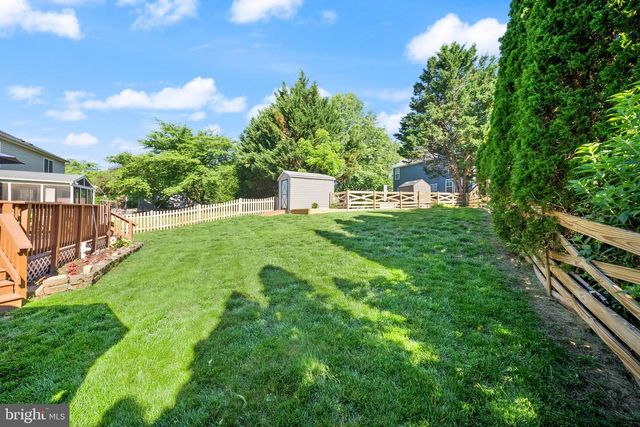 8190 LONE OAK CT, Manassas, VA 20111