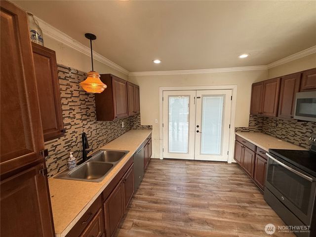 649 5th Avenue N, Okanogan, WA 98840