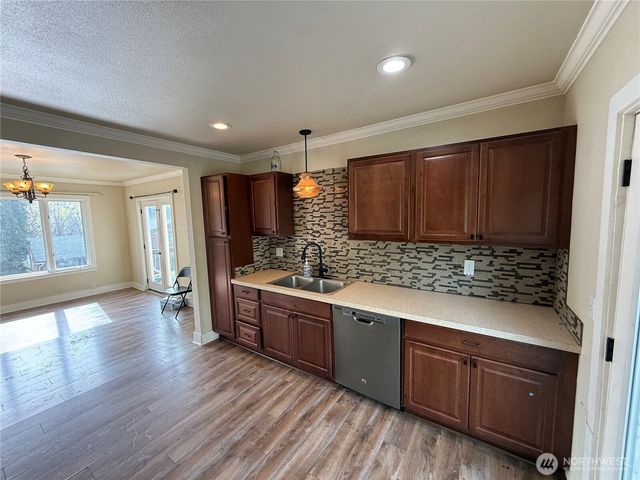 649 5th Avenue N, Okanogan, WA 98840