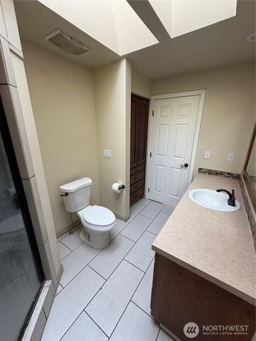 649 5th Avenue N, Okanogan, WA 98840