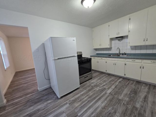 1601 N HIGHLAND Street, Amarillo, TX 79107