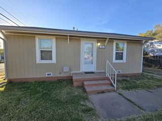 1601 N HIGHLAND Street, Amarillo, TX 79107