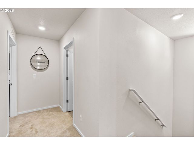 2678 26TH Loop, Springfield, OR 97477