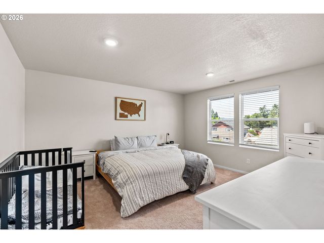 2678 26TH Loop, Springfield, OR 97477