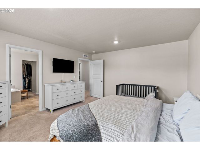 2678 26TH Loop, Springfield, OR 97477