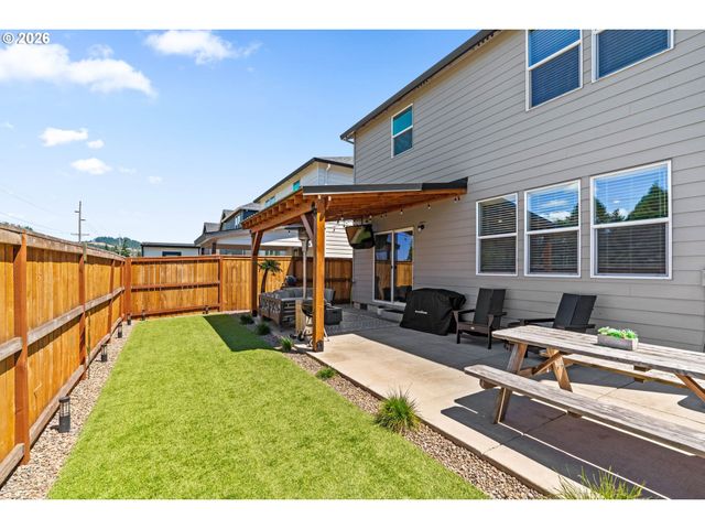 2678 26TH Loop, Springfield, OR 97477