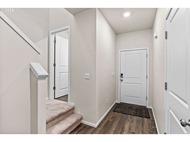 2678 26TH Loop, Springfield, OR 97477