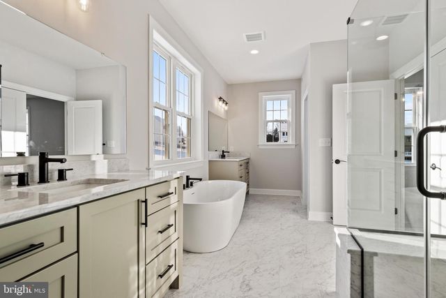 4246 KLEINOT DRIVE, Doylestown, PA 18902