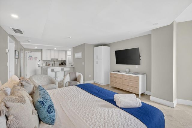 4040 Galt Ocean Drive 708, Fort Lauderdale, FL 33308