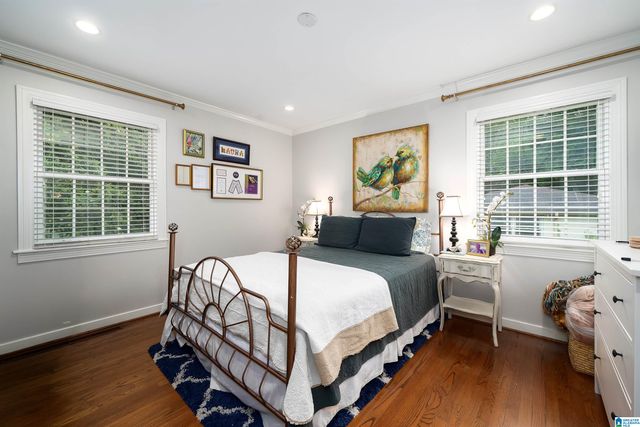 1789 VESTAVIEW LANE, Vestavia Hills, AL 35216
