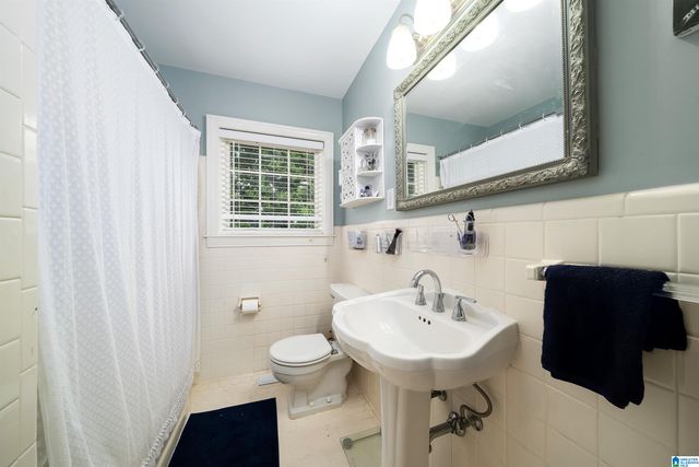 1789 VESTAVIEW LANE, Vestavia Hills, AL 35216