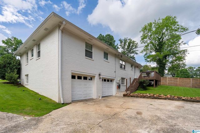 1789 VESTAVIEW LANE, Vestavia Hills, AL 35216