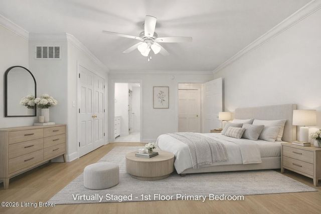 2405 Stannye Ct, Louisville, KY 40222